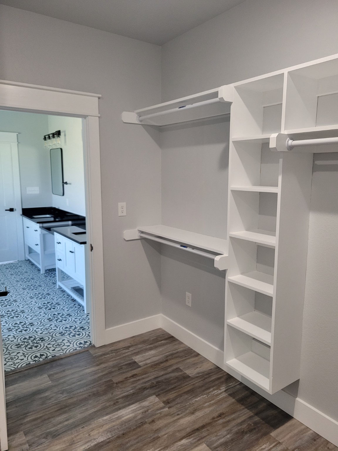 Custom closet shelving