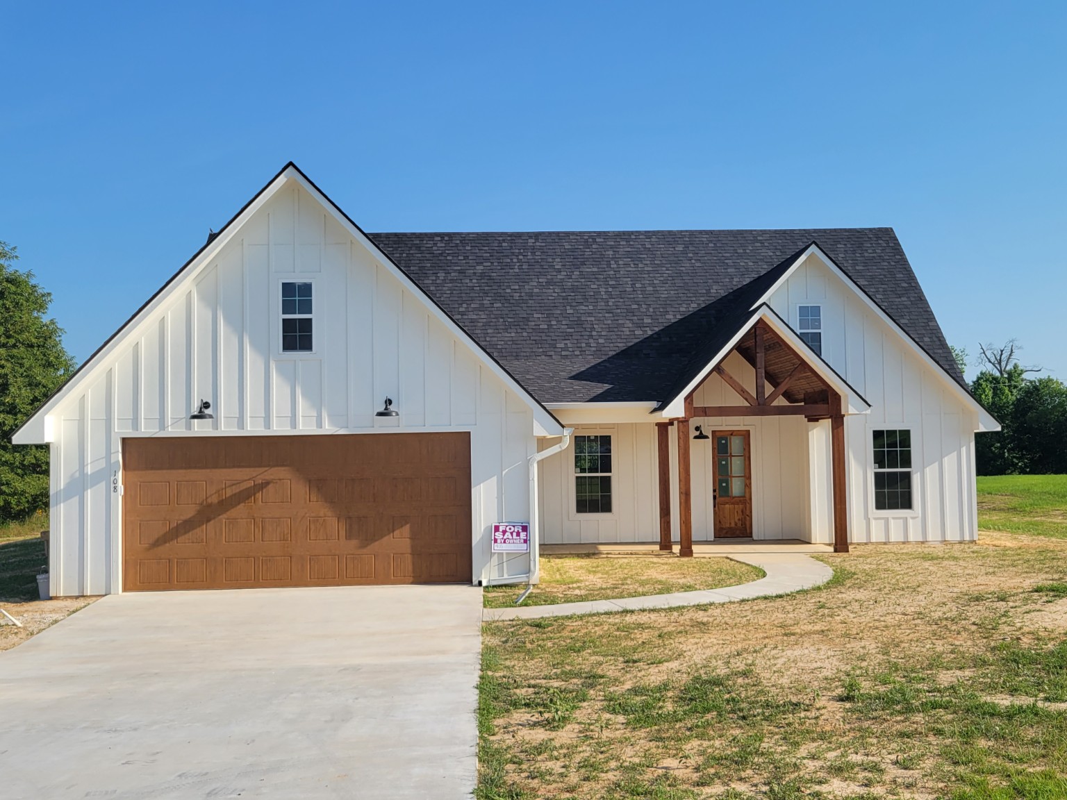 Completed custom home exterior by Sons Dulaney Construction LLC